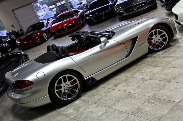 New-2005-Dodge-Viper-SRT10-Mamba-Edition