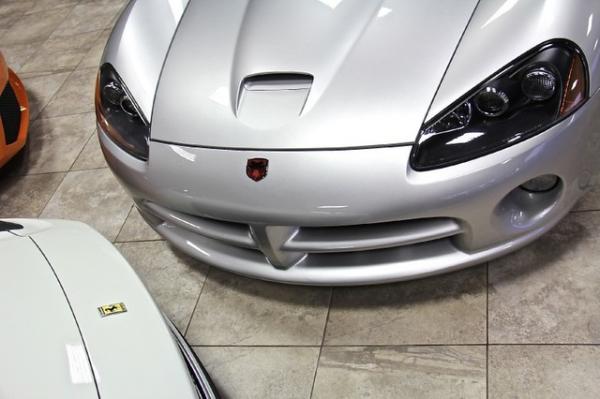 New-2005-Dodge-Viper-SRT10-Mamba-Edition