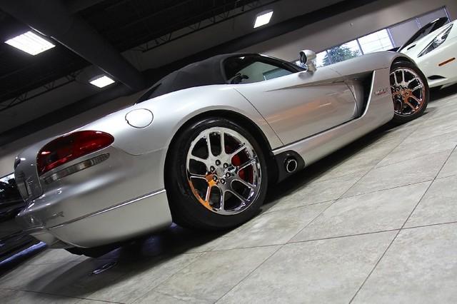 New-2005-Dodge-Viper-SRT10-Mamba-Edition