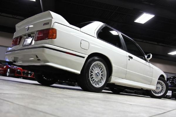 New-1989-BMW-M3