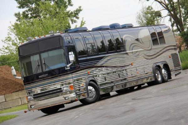 Used-1999-Prevost-Tour-Bus