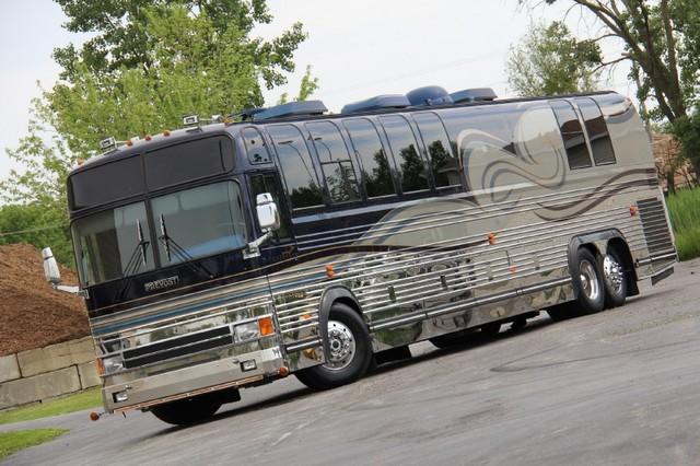 Used-1999-Prevost-Tour-Bus