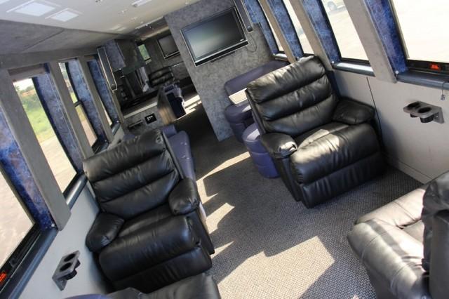 Used-1999-Prevost-Tour-Bus