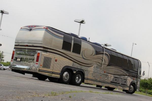 Used-1999-Prevost-Tour-Bus