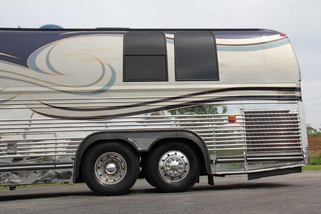 Used-1999-Prevost-Tour-Bus