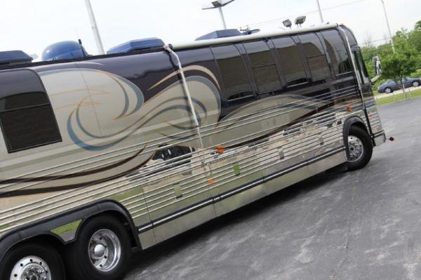 Used-1999-Prevost-Tour-Bus