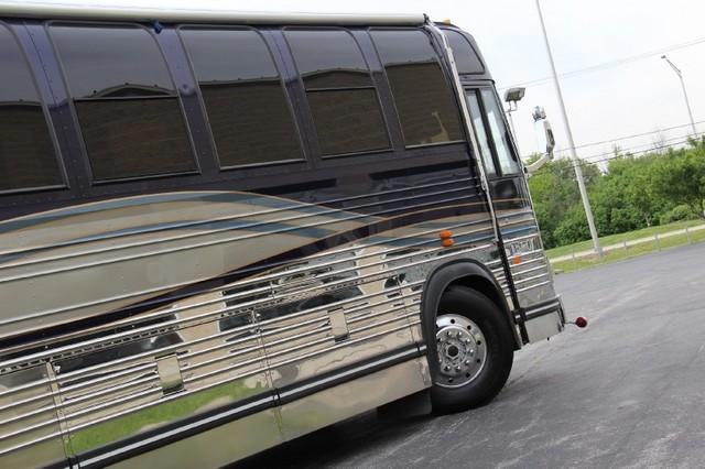 Used-1999-Prevost-Tour-Bus