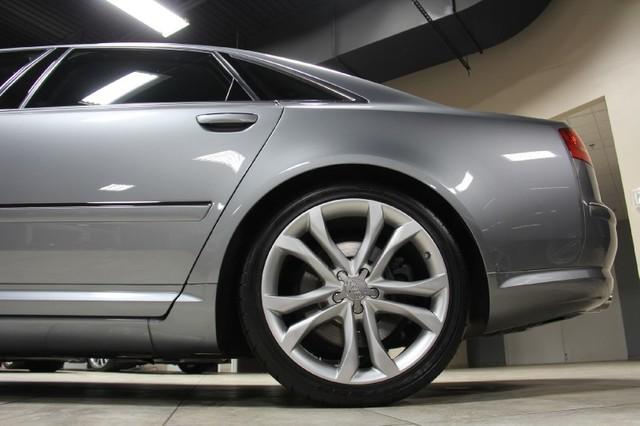 New-2009-Audi-S8-Quattro