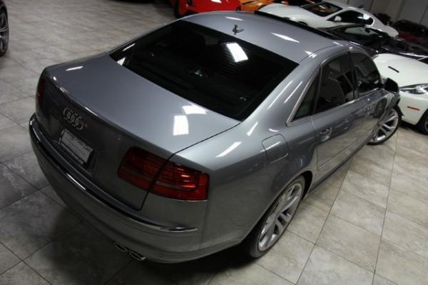 New-2009-Audi-S8-Quattro