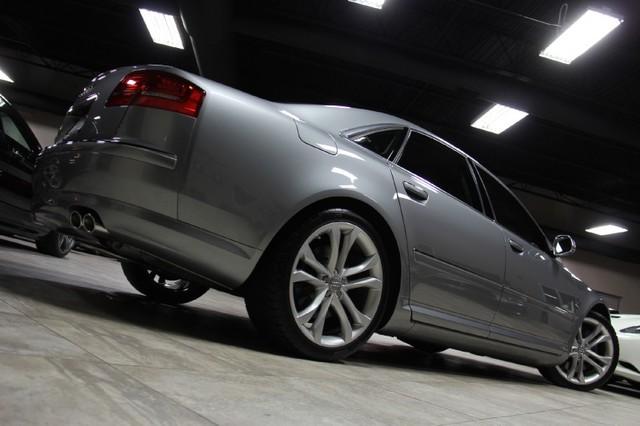 New-2009-Audi-S8-Quattro