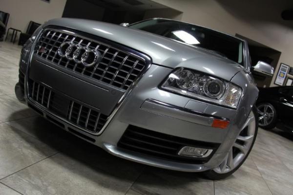 New-2009-Audi-S8-Quattro