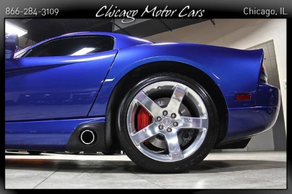 Used-2006-Dodge-Viper-SRT10