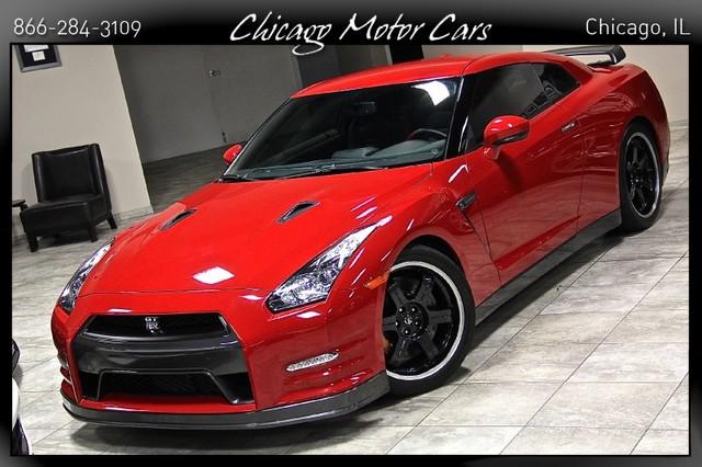 Used-2014-Nissan-GT-R-Black-Edition