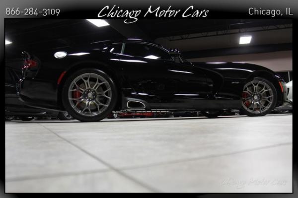 Used-2014-Dodge-SRT-Viper-GTS