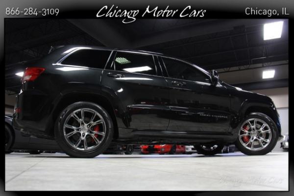 New-2012-Jeep-Grand-Cherokee-SRT8-SRT8