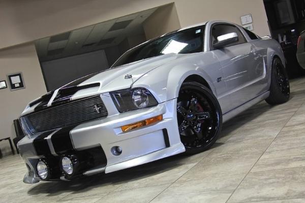 New-2005-Ford-Mustang-GT-Deluxe