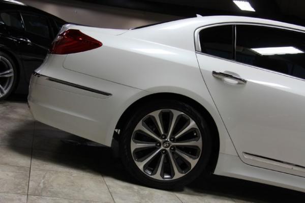 New-2013-Hyundai-Genesis-50L-R-Spec