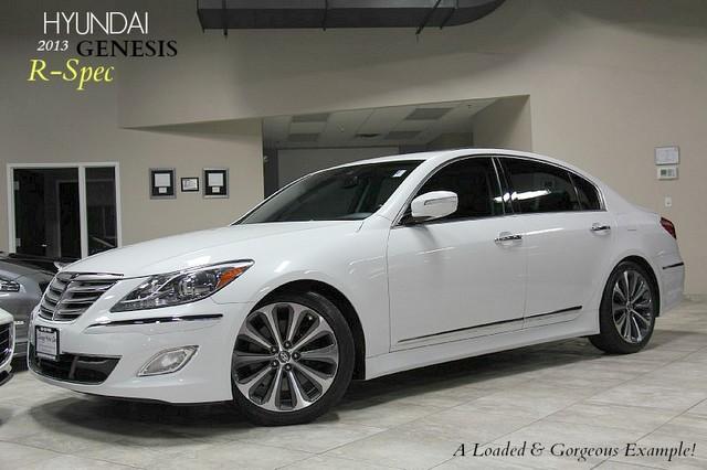 New-2013-Hyundai-Genesis-50L-R-Spec