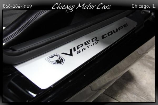 Used-2006-Dodge-Viper-SRT10