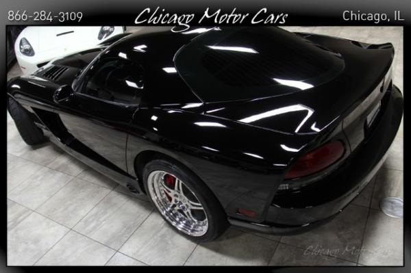 Used-2006-Dodge-Viper-SRT10