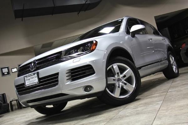 New-2011-Volkswagen-Touareg-Hybrid-V6