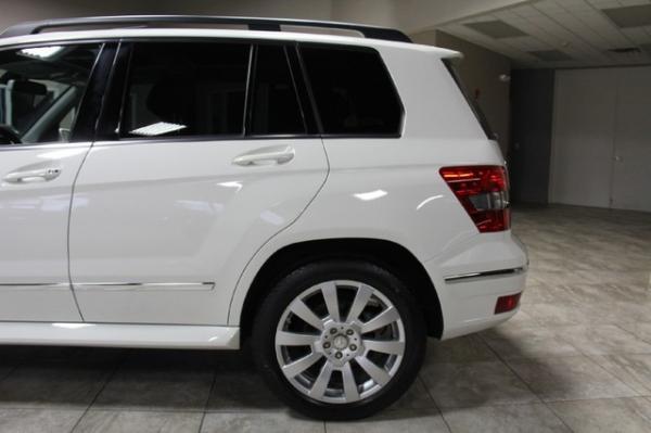 New-2010-Mercedes-Benz-GLK350-4Matic