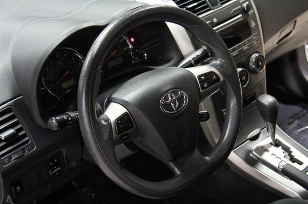 New-2011-Toyota-Corolla-S