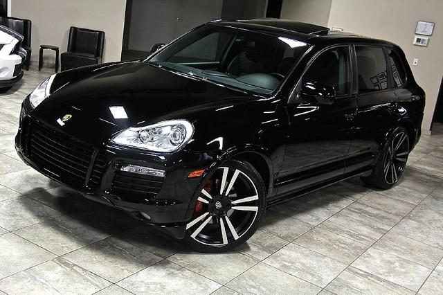 New-2009-Porsche-Cayenne-GTS