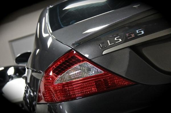 New-2006-Mercedes-Benz-CLS55-AMG-IWC-Edition