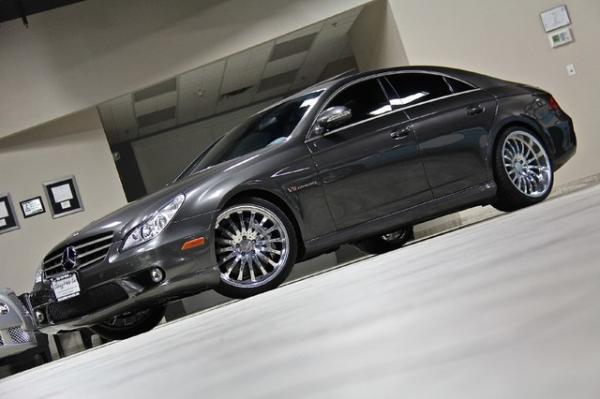 New-2006-Mercedes-Benz-CLS55-AMG-IWC-Edition