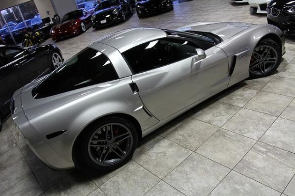 New-2008-Chevrolet-Corvette-Z06-w2LZ