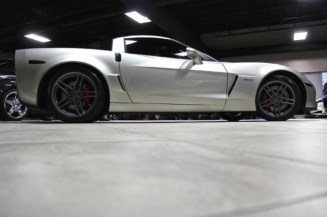 New-2008-Chevrolet-Corvette-Z06-w2LZ