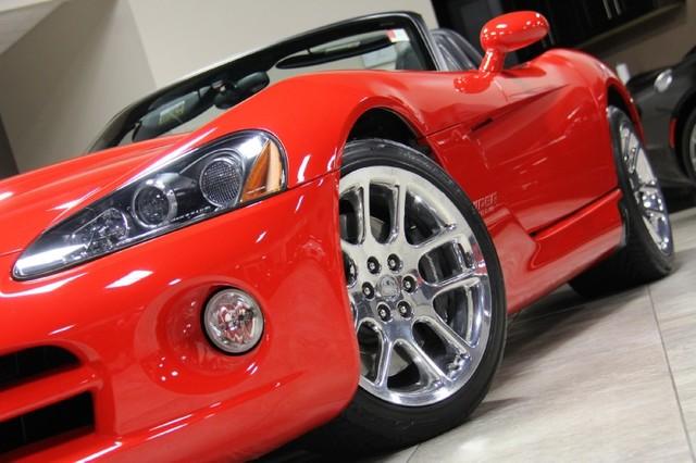 New-2003-Dodge-Viper-SRT-10