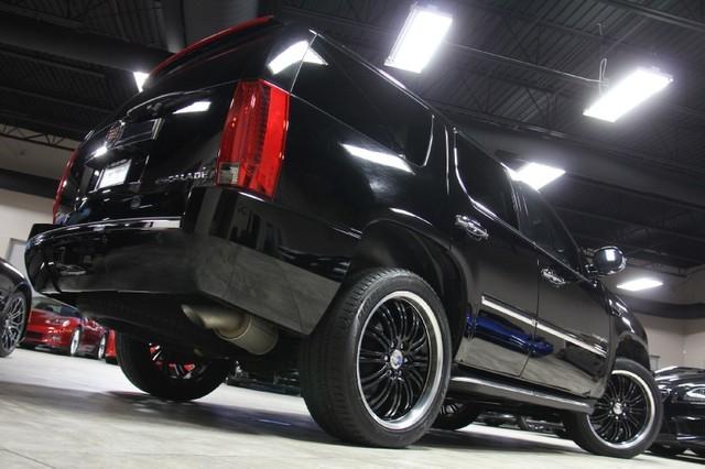 New-2010-Cadillac-Escalade-Luxury