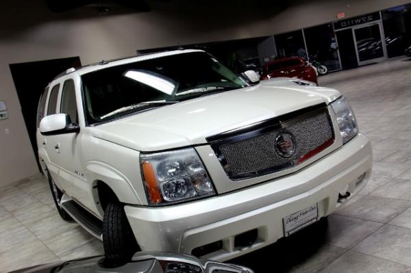 New-2003-Cadillac-Escalade