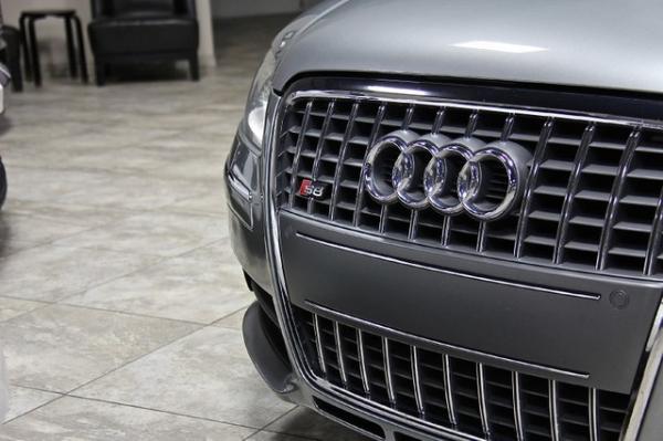 New-2007-Audi-S8-Quattro