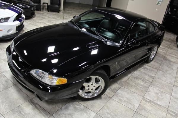 New-1994-Ford-Mustang-SVT-Cobra