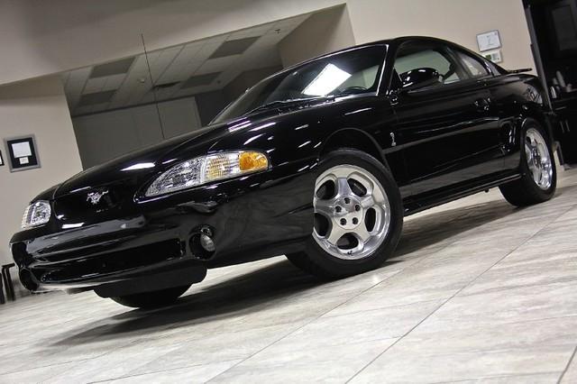 New-1994-Ford-Mustang-SVT-Cobra