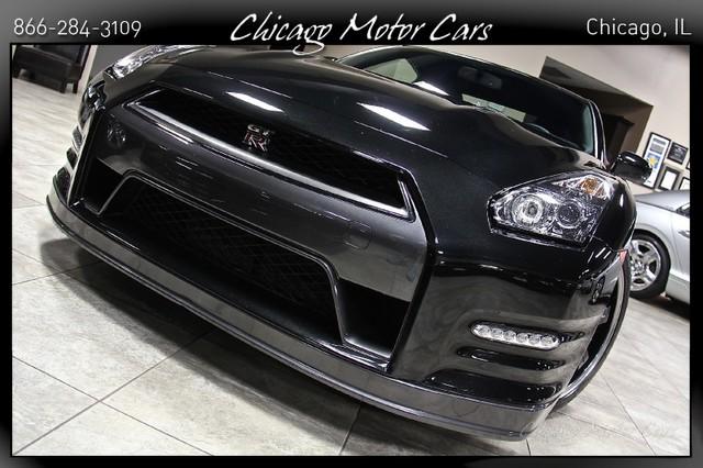 Used-2014-Nissan-GT-R-Black-Edition