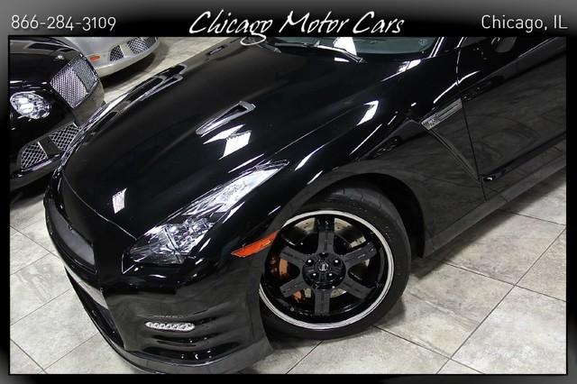 Used-2014-Nissan-GT-R-Black-Edition