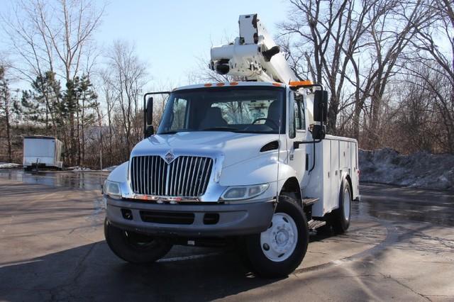 New-2003-International-4300-Utility-DT466