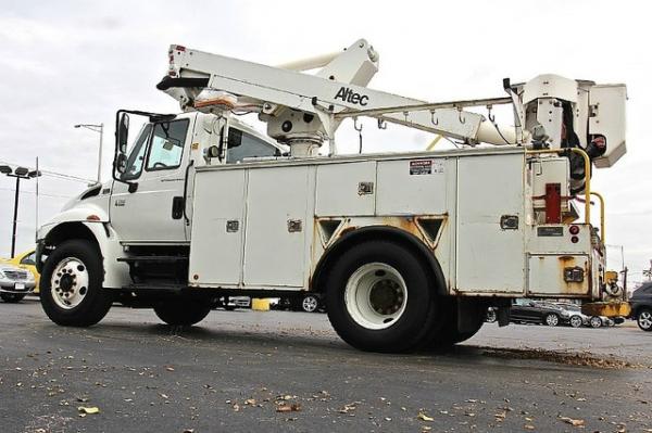 New-2004-International-4300-Utility