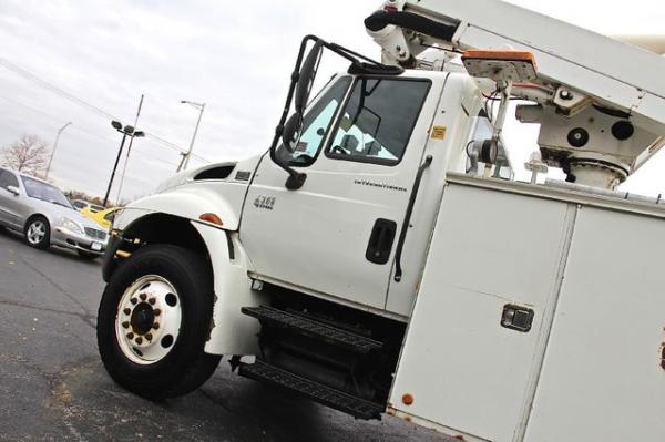 New-2004-International-4300-Utility