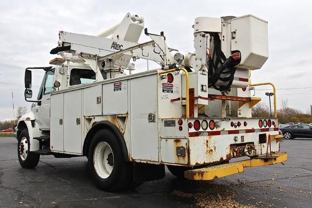 New-2004-International-4300-Utility