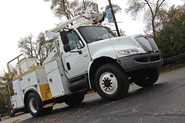 New-2004-International-4300-Utility