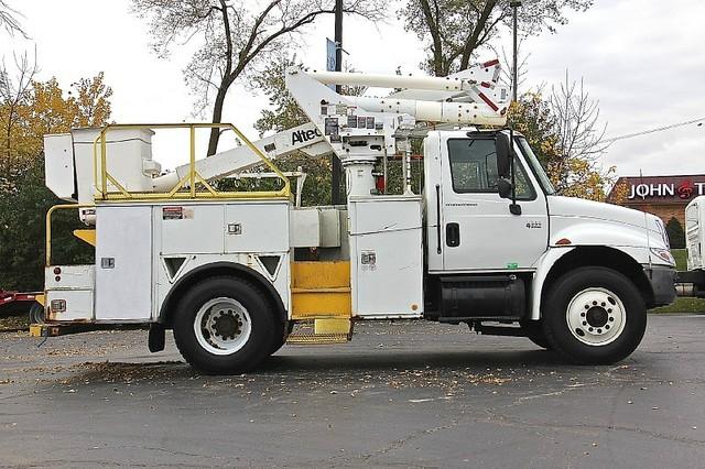 New-2004-International-4300-Utility