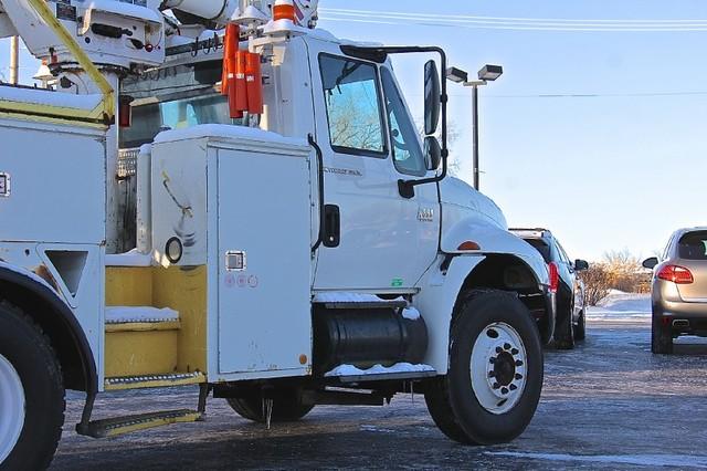 New-2004-International-4300-Utility-DT466