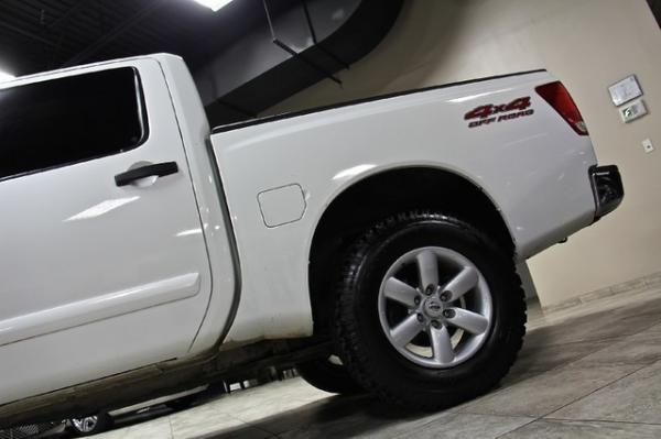 New-2009-Nissan-Titan-SE-4x4