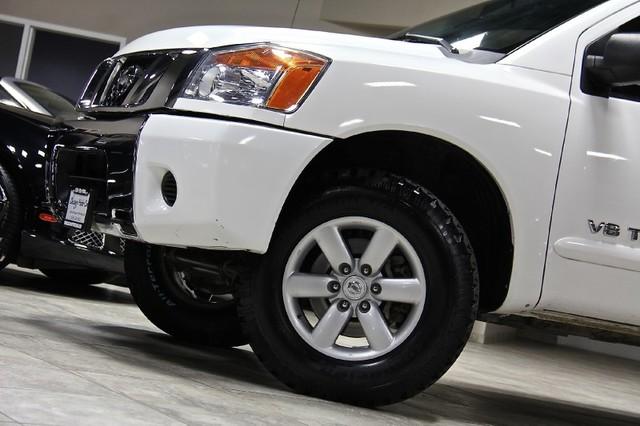 New-2009-Nissan-Titan-SE-4x4