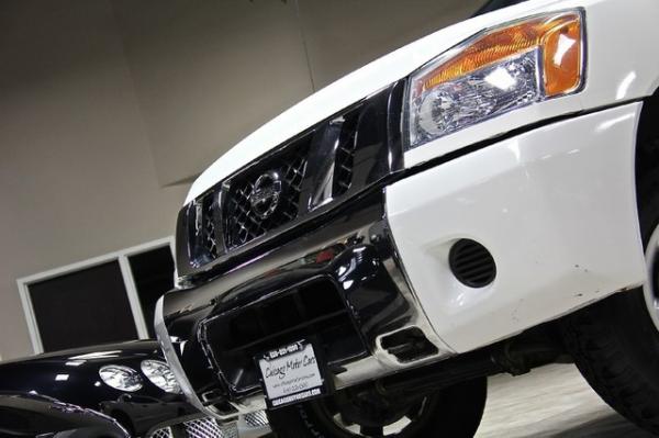 New-2009-Nissan-Titan-SE-4x4